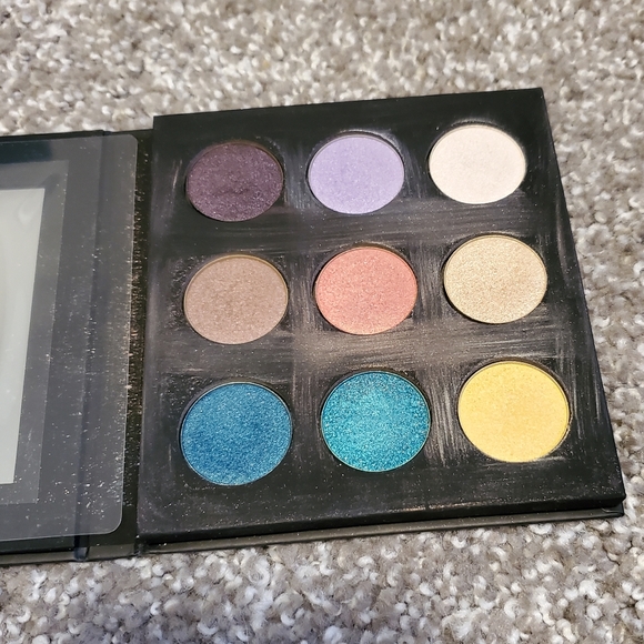 3/$30 ππ¨ EUC makeup forever eyeshadow limited edition palette - Picture 2 of 7